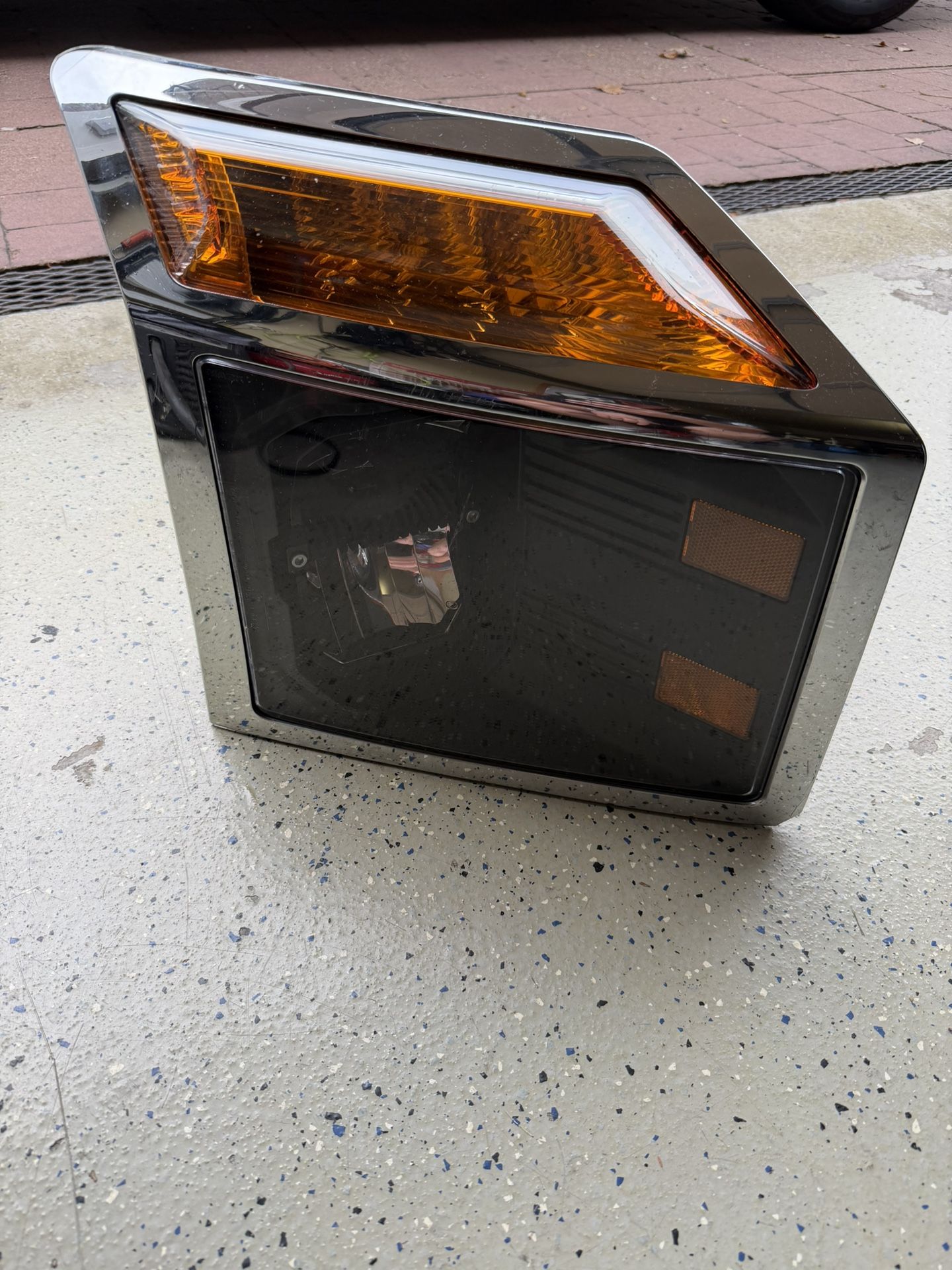 2021 Mack Headlight