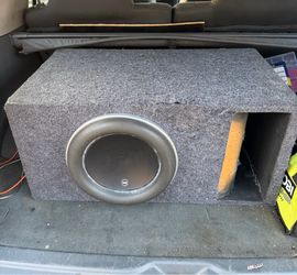 JL Audio W7 12’ with ported box