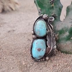 Old Pawn Native  American  Turquoise  Ring 