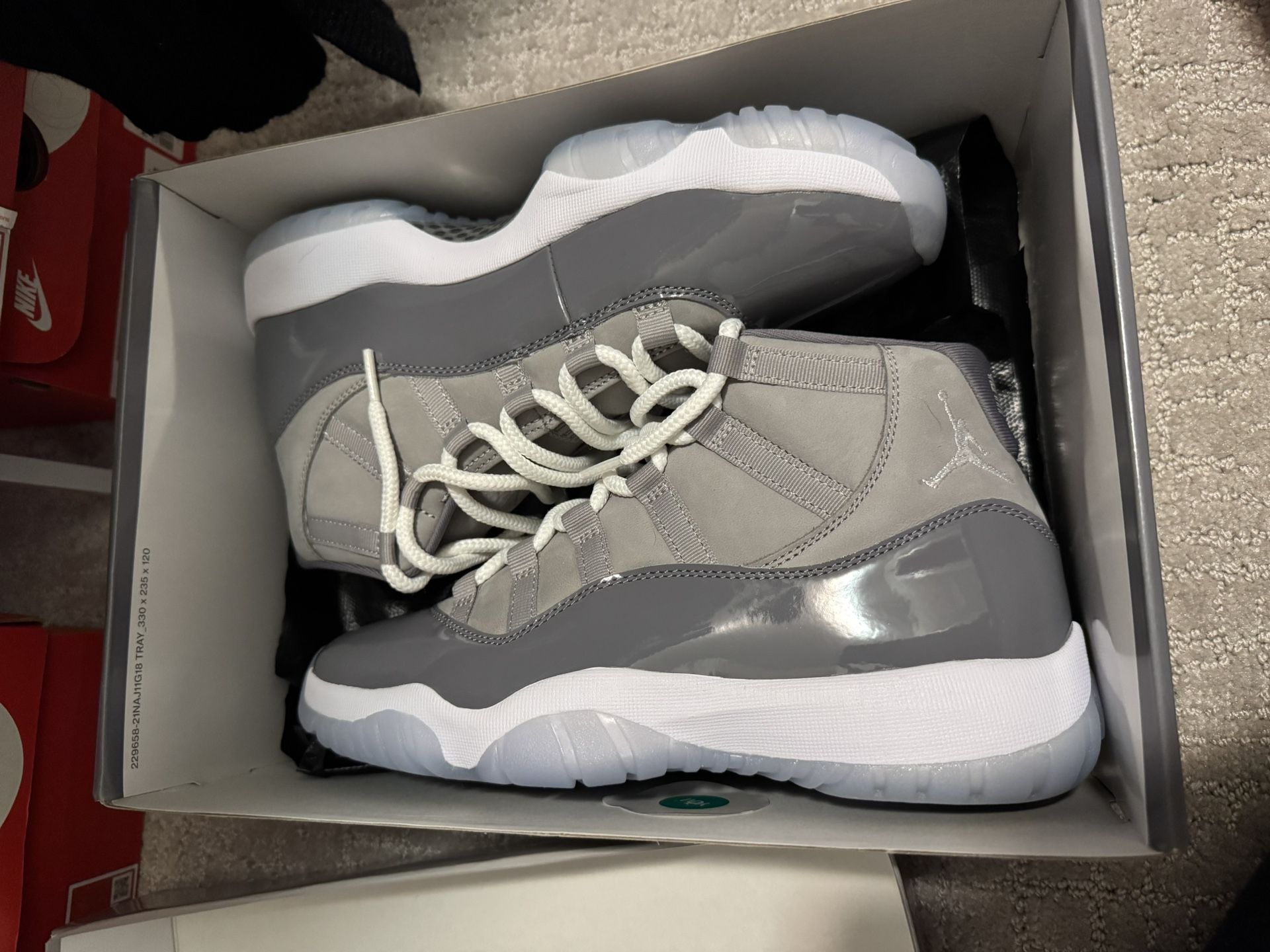 JORDAN 11 COOL GREY SIZE 8.5