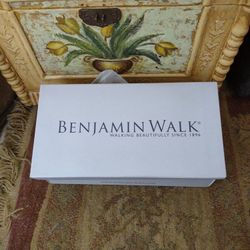 David's Bridal Formal Flats W Size 9 - Nude Shoes