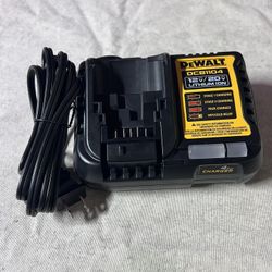 Dewalt 20v - 12v Charger 