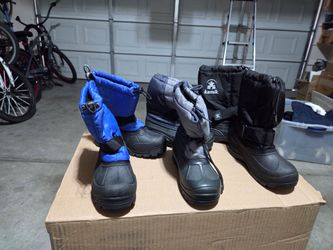 Kids snow clothes