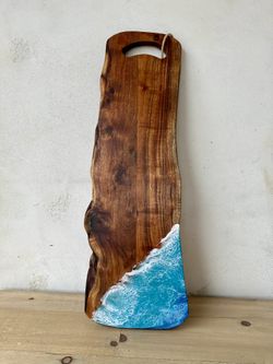 Brand New Live Edge Charcuterie/Serving Board