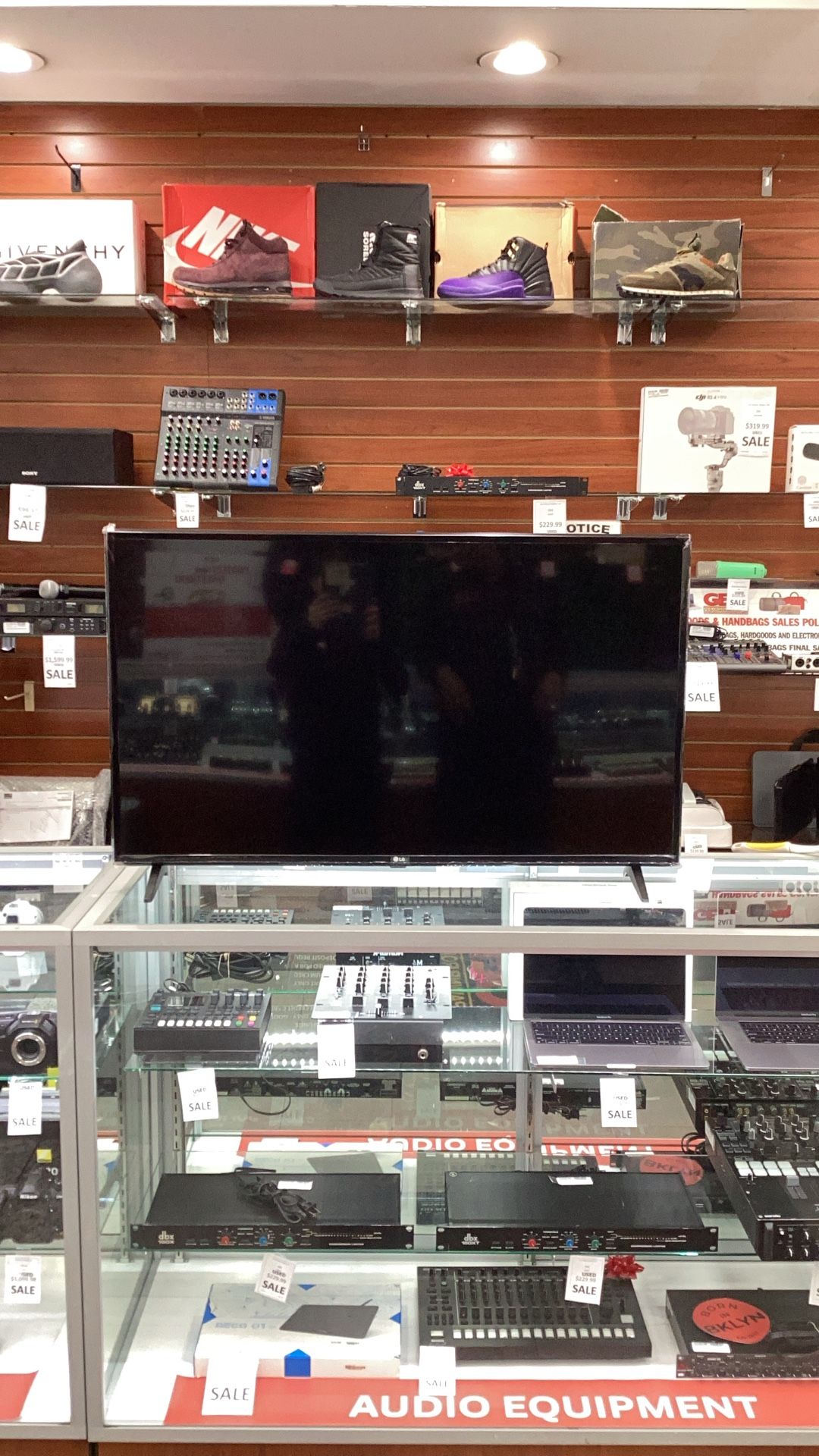 LG TV