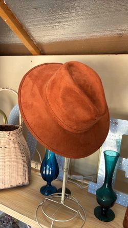 BURNT ORANGE SUEDE HAT