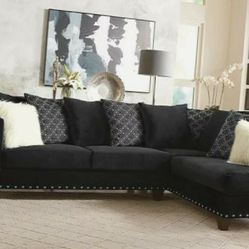 Sectional Tuxedo Black New Can Deliver