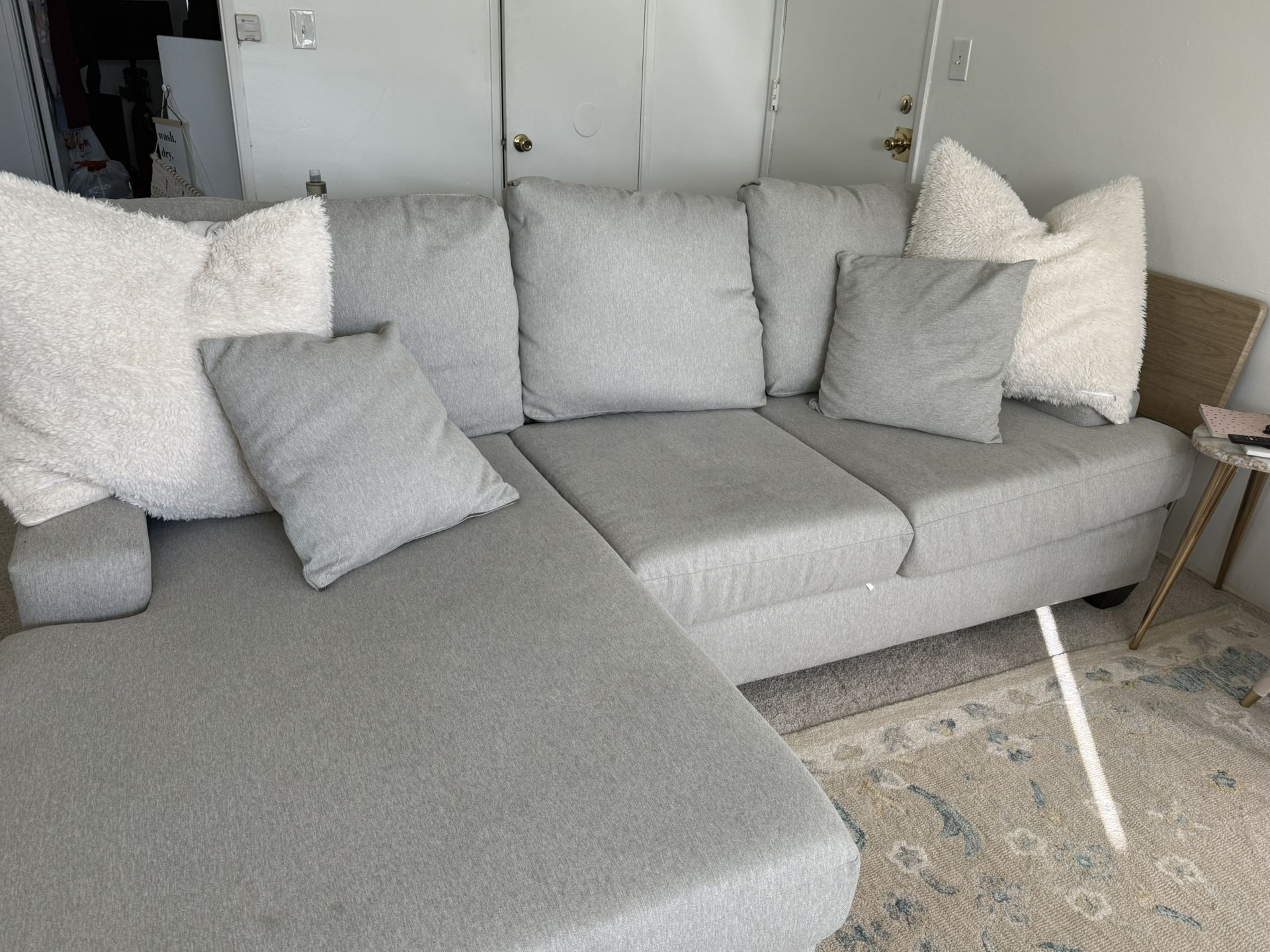 Grey Couch With Chaise 
