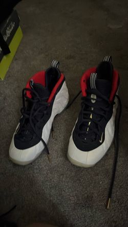 White red and blue foamposites size 4.5 boys