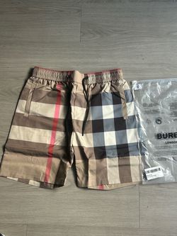 Burberry shorts