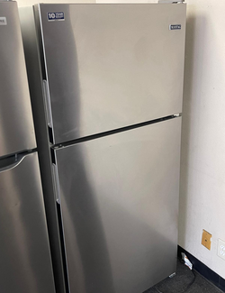 Deal: Maytag Stainless Top-Freezer Fridge – Ice maker ready