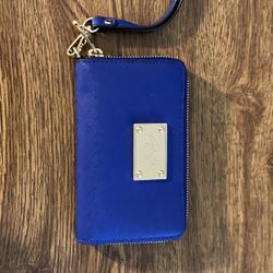 Michael Kors Wristlet 