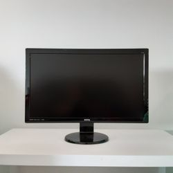BenQ 27 Inches monitor 