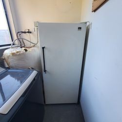 Whirlpool 15.1 cu. ft Upright Freezer