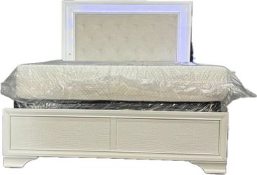 Sparkly bedroom set