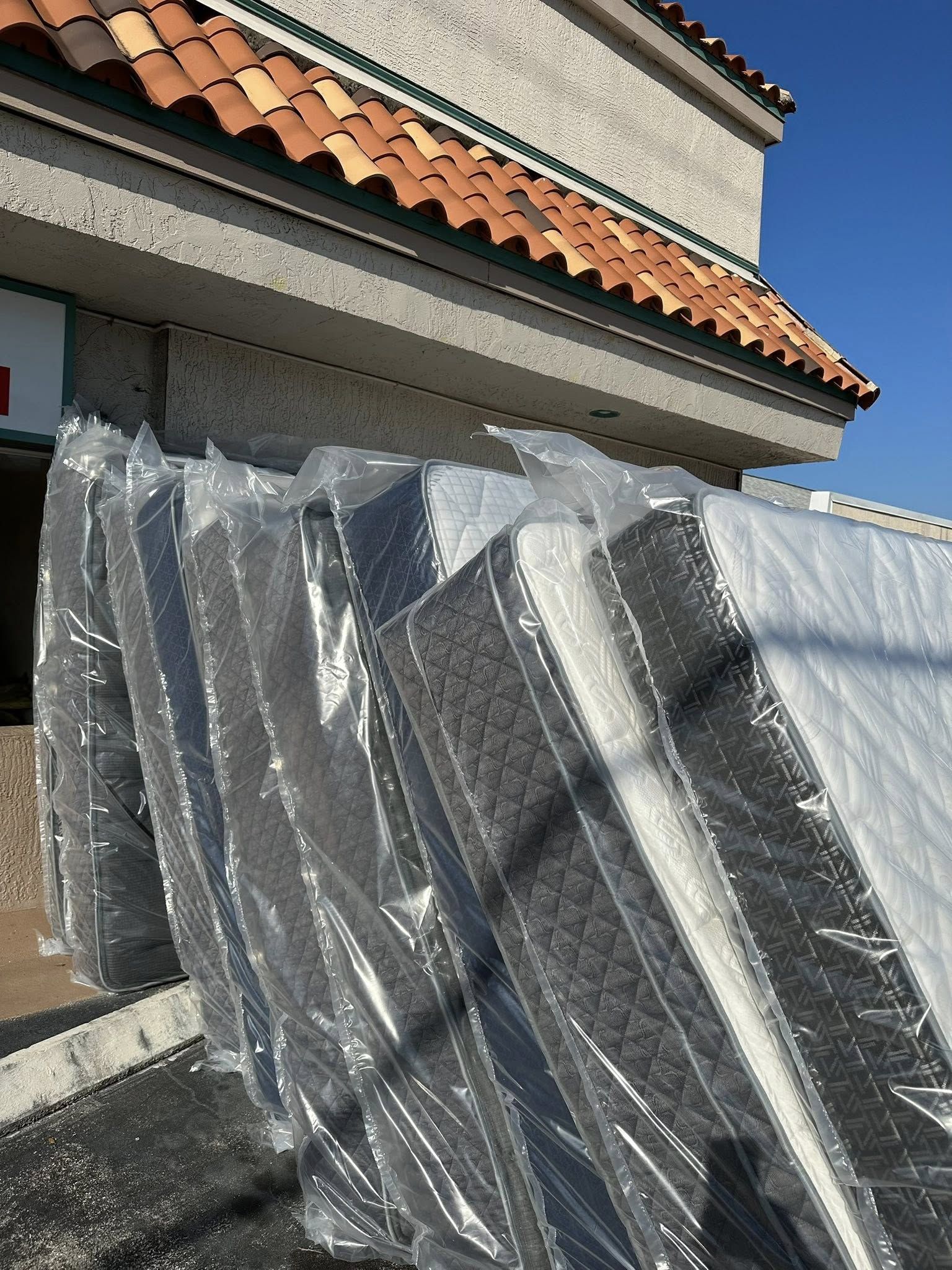 π MOVING OUT NEW MATTRESSES! Limited Stock β King, Queen, Full, Twin, & More! ποΈ