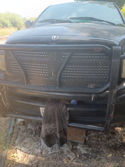 2004 Dodge ram $800 with title PLZ READ DESCRIPTION