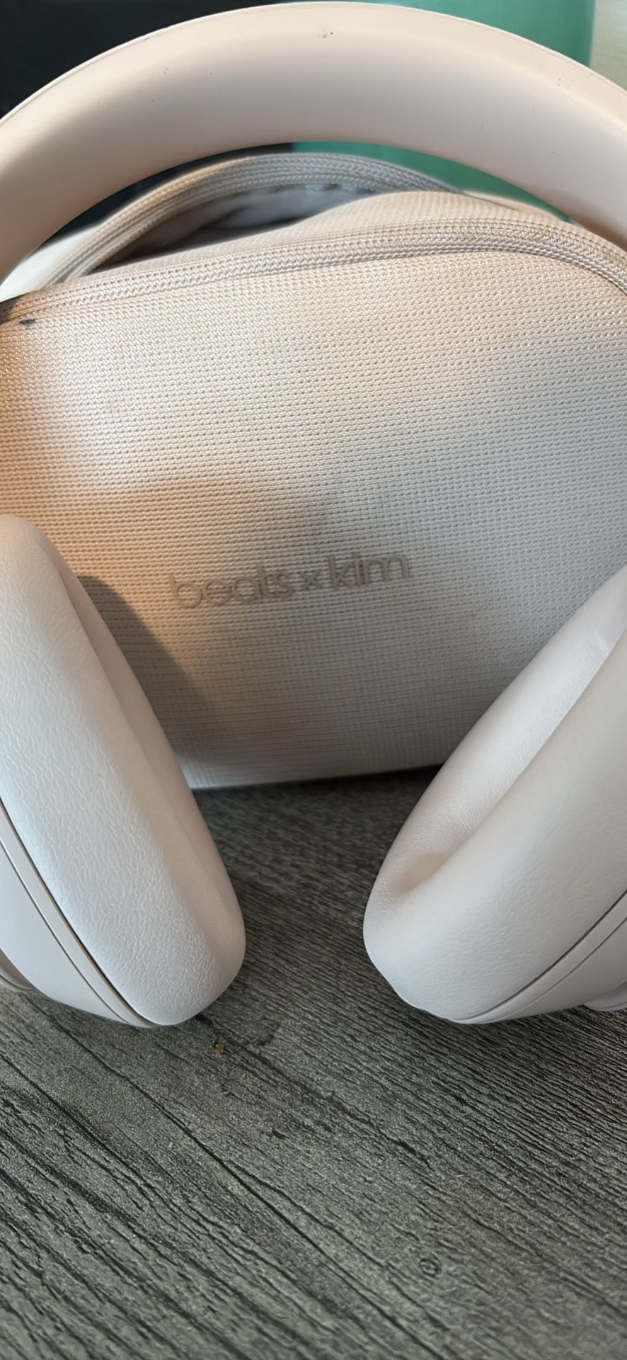 Beats X Kim Studio Pro 