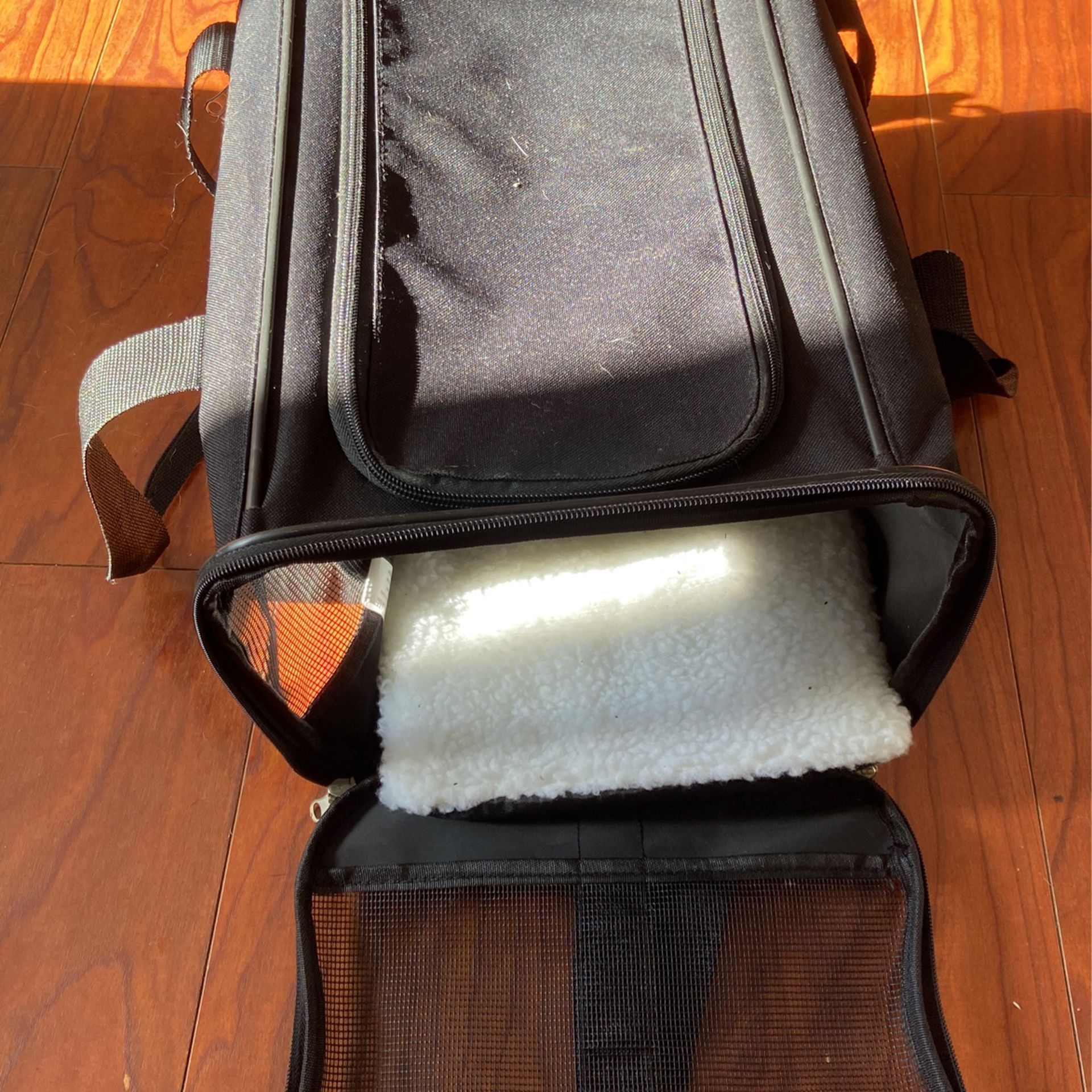 Pet Carrier Travel Bag