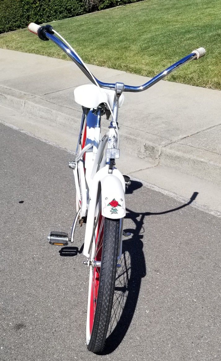 electra rosie beach cruiser