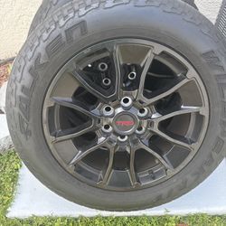🔥 TRD 20” Wheels + Falken Wildpeak Tires – Tundra – CLEAN – Ready to Bolt On