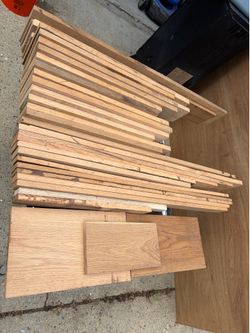32 pieces of dimensioned oak lumber