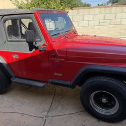 1997 Jeep Wrangler LOW MILEAGE "stick shift"