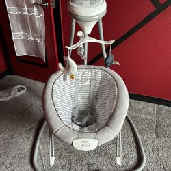 Graco Baby Swing