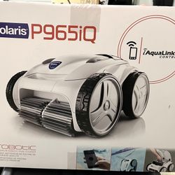 Polaris Robotic Pool Cleaner