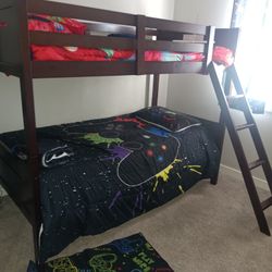 Bunk bed with Both mattresses Included 