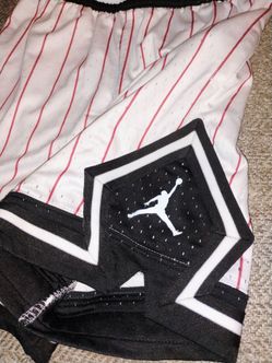 Jordan Boys' Michael Jordan AOP Diamond Shorts