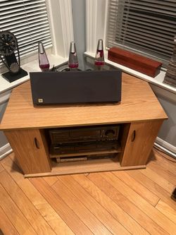 Wooden corner console
