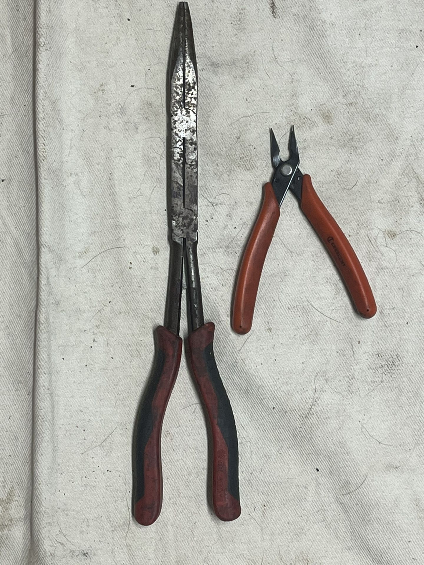 Crescent Needle Nose Pliers 