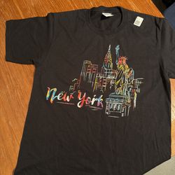 New Men’s New York Skyline Statue Of Liberty T-shirt Cotton Black/Multi Size M