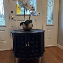 Accent Table Black And Silver