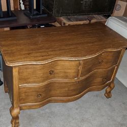 French Provincial Furniture