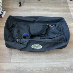Samsonite Large Wheeled Duffle Carry Bag  (32” H x 21” W x 15” D)