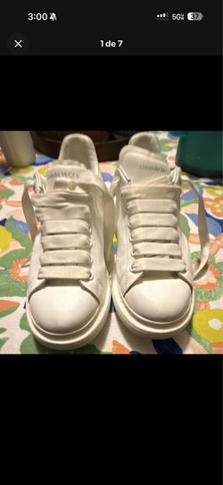Alexander  McQeen oversized white lace-up leather low top sneakers 441631 Rubber!!