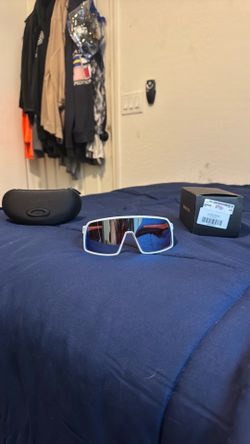 Oakley Sutros White Frames