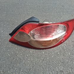 Toyota Solara Taillight 