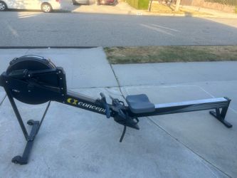Concept  2 rowing machine used 5x rouge workout