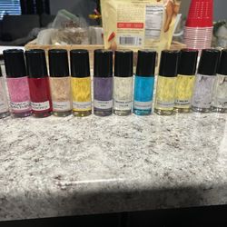 Men And Women’s Fragrances