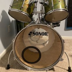 Sonor Force 2000 4-PCs. Drum Set With Mental Snare Drum