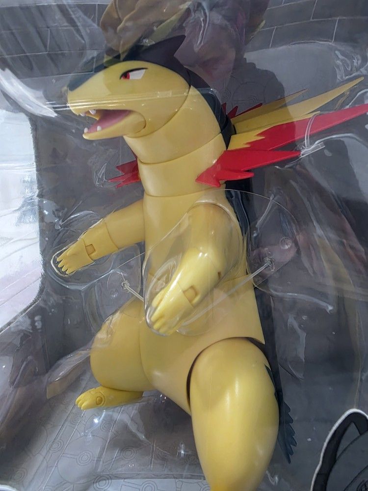 Pokémon Figure