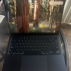 MacBook Air M2 2022