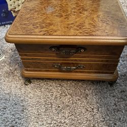 All Wood Beautiful Jewelry Box