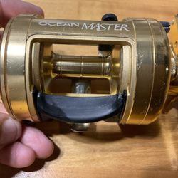 Offshore Angler Ocean Master OMC 4000 Baitcast Fishing Reel 