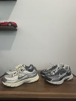 2 Pairs Of Nike Initiators US Men’s Size 10 (Anthracite Metallic Cool Grey) And (Light Bone Smoke Grey)