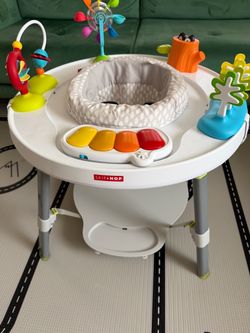 Skip Hop Activity Center