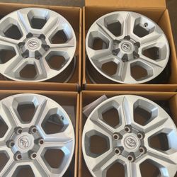 17 In. Toyota 4 Runner Oem Rims